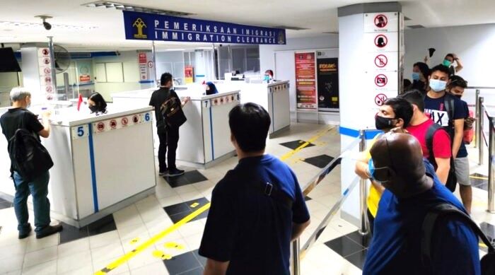 Disorot Media Singapura! Dugaan Pungli di Imigrasi Batam Bikin Wisatawan Resah