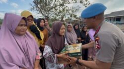 Polisi Ini Pulang Kampung Saat Ramadan, Aksinya Bikin Haru: “Razia Perut Lapar” Banjiri Warga dengan Bantuan!