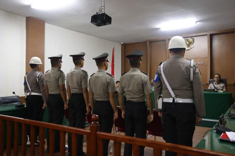 Tak Ada Ampun! Polda Kepri Pecat 4 Anggota, Kini Jadi Tersangka Kasus Penganiayaan