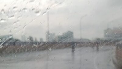 Cuaca Kepri Hari Ini Didominasi Hujan! BMKG Ingatkan Waspada Petir & Angin Kencang