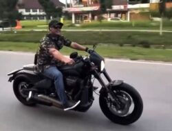 Viral Naik Harley Tanpa Helm dan SIM, Ketua DPRD Kepri Iman Sutiawan Kena Sanksi Gerindra