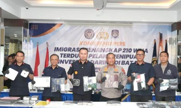 Batam Jadi Sarang Scammer Internasional? Imigrasi Amankan 210 WNA dari Vietnam dan China