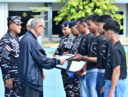 Apresiasi Atlet Berprestasi, Dankodaeral IV Berikan Penghargaan Atlet Layar Kepri