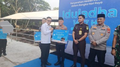 Polresta Barelang Terima Bantuan Hewan Kurban dari PLN Batam
