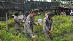 Ops Damai Cartenz Berbagi Kasih untuk Warga Pelosok Timika