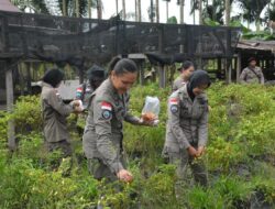 Ops Damai Cartenz Berbagi Kasih untuk Warga Pelosok Timika