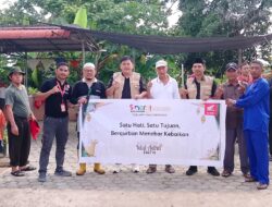 Capella Honda Kepri Serahkan Hewan Kurban ke Masjid Al Multazam Tanjungpinang