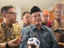 Kabar Baik Guru Honorer! Mendikdasmen Pastikan 237 Ribu Guru Non-ASN Tetap Mengajar hingga 2027