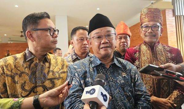 Kabar Baik Guru Honorer! Mendikdasmen Pastikan 237 Ribu Guru Non-ASN Tetap Mengajar hingga 2027