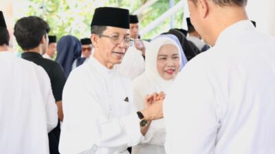 Amsakar Achmad Titip Pesan Penting untuk Li Claudia Jelang Berangkat ke Tanah Suci