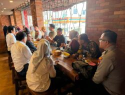 Kapolsek Batuampar Perkuat Sinergi dengan Media Lewat Coffee Morning