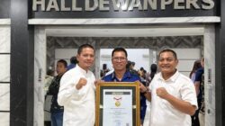 Bupati Anambas Dato’ Aneng Raih Anugerah Tokoh Inspiratif Nasional SMSI 2026 di Gedung Dewan Pers