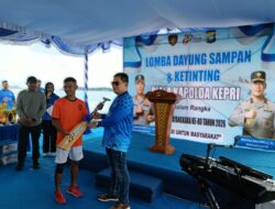 Polresta Barelang Kawal Meriahnya Pesta Anak Pantai dan Lomba Dayung Sampan di Sekupang