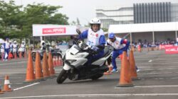 Perempuan Pengendara Motor Wajib Tahu, 5 Kebiasaan Sederhana yang Bisa Selamatkan Nyawa di Jalan