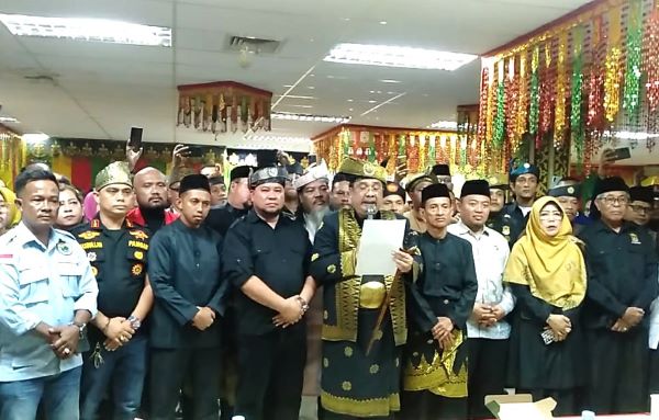 LAM Batam Putuskan Sanksi Adat untuk Raja Situmorang, Penjualan Daging Babi dan Tuak di Ruang Publik Jadi Sorotan