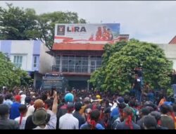 Polresta Barelang Amankan Aksi Penyampaian Aspirasi Masyarakat di Kantor LIRA Kepri