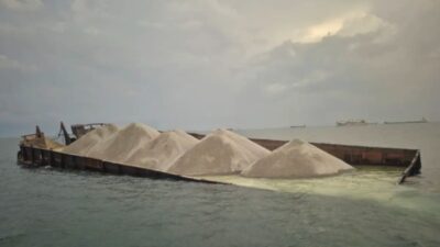 Tongkang Bermuatan Batu Granit Terbalik di Batu Ampar Batam, KPLP Sempat Beri Peringatan Sebelum Insiden