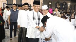 Suasana Haru di Batam! Amsakar Menangis dalam Puisi “Jabal Uhud” Saat Tablig Akbar 1 Muharram