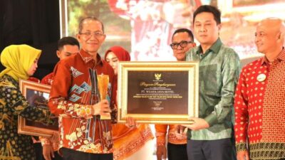 Batam Masuk 5 Besar Daerah Terkaya dan Mandiri di Indonesia, Amsakar Beri Penghargaan Wajib Pajak Terbaik