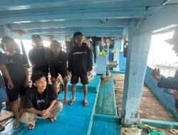 Satpolairud Polresta Barelang Ingatkan Kru Kapal Utamakan Keselamatan Berlayar di Perairan Selat Dempo