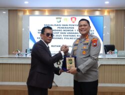 Kapolresta Barelang Bekali Personel Pahami KUHP dan KUHAP Baru, Tegaskan Pentingnya Penegakan Hukum Profesional