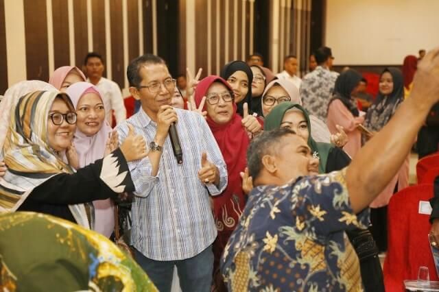 Wali Kota Batam Amsakar Janjikan Layanan UWT Lebih Mudah, Pendidikan Jadi Prioritas