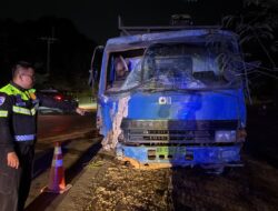 Rem Blong, Truk Crane Kecelakaan Tunggal di Batu Besar, Pengemudi Luka Ringan