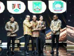 Ekonomi Batam Tumbuh 6,76 Persen, Amsakar Achmad Raih Penghargaan Pemimpin Daerah Awards 2026