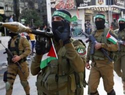 Hamas Setuju Lucuti Seluruh Senjata, Trump Klaim Perdamaian Gaza Selangkah Lagi Terwujud