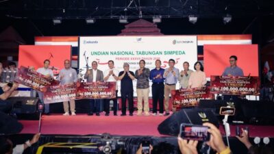 Rezeki Nomplok! Nasabah Bank Kalbar Bawa Pulang Rp500 Juta dari Undian Simpeda