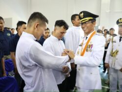 Amsakar Serahkan Remisi HUT RI, 1.357 Warga Binaan Batam Dapat Pengurangan Hukuman