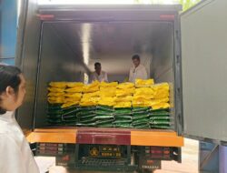 Operasi Pasar Murah di Lubuk Baja, Beras SPHP Dijual Rp56 Ribu per Sak