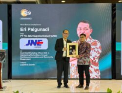 Eri Palgunadi Raih Best CMO Award 2026, JNE Konsisten Perkuat Inovasi dan Engagement