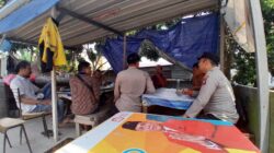 Satbinmas Polresta Barelang Sambangi Warga Batu Selicin, Ingatkan Warga Waspada Kejahatan dan Hoaks