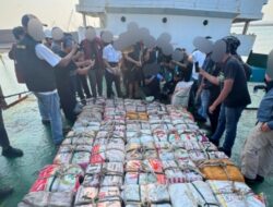 Bea Cukai dan Aparat Gabungan Tindak Dua Kapal, Gagalkan Penyelundupan 800 Kg Ketamin