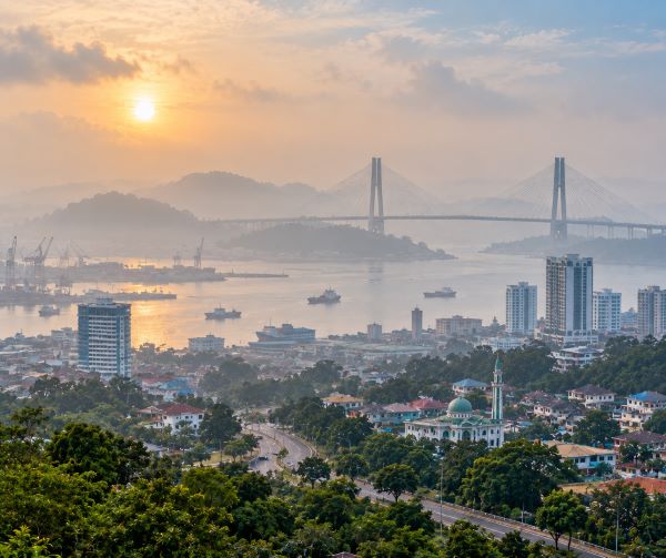 Suhu Batam Capai 32°C, BMKG Prediksi 12 Kecamatan Alami Udara Kabur Hari Ini