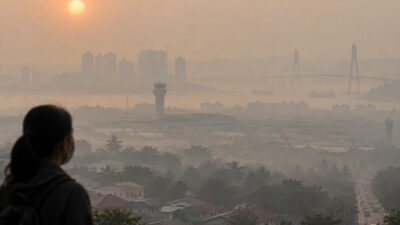 Kabut Asap Selimuti Batam, PM2.5 Capai 82,9 µg/m³, Warga Diminta Waspada