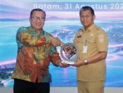 Sekda Firmansyah Ingatkan Mahasiswa: Jangan Hanya Jadi Konsumen, Saatnya Kuasai Ekonomi Digital