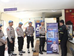 Propam Polresta Barelang Kenalkan Pengaduan Digital, Warga Cukup Scan QR Code