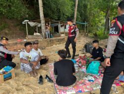 Libur di Pantai Tanjung Pinggir, Polisi Ingatkan Pengunjung Awasi Anak