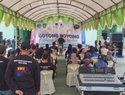 150 Warga Tanjung Riau Gotong Royong, 70 Kantong Sampah Diangkut