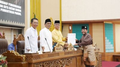 Amsakar Achmad dan DPRD Batam Bentuk 2 Pansus Ranperda, Aturan Ketertiban Umum Bakal Berubah?