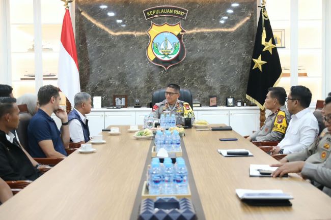 Interpol Turun ke Kepri! Polda Kepri Perkuat Operasi CHASE, Bidik Penyelundupan Bahan Kimia Berbahaya